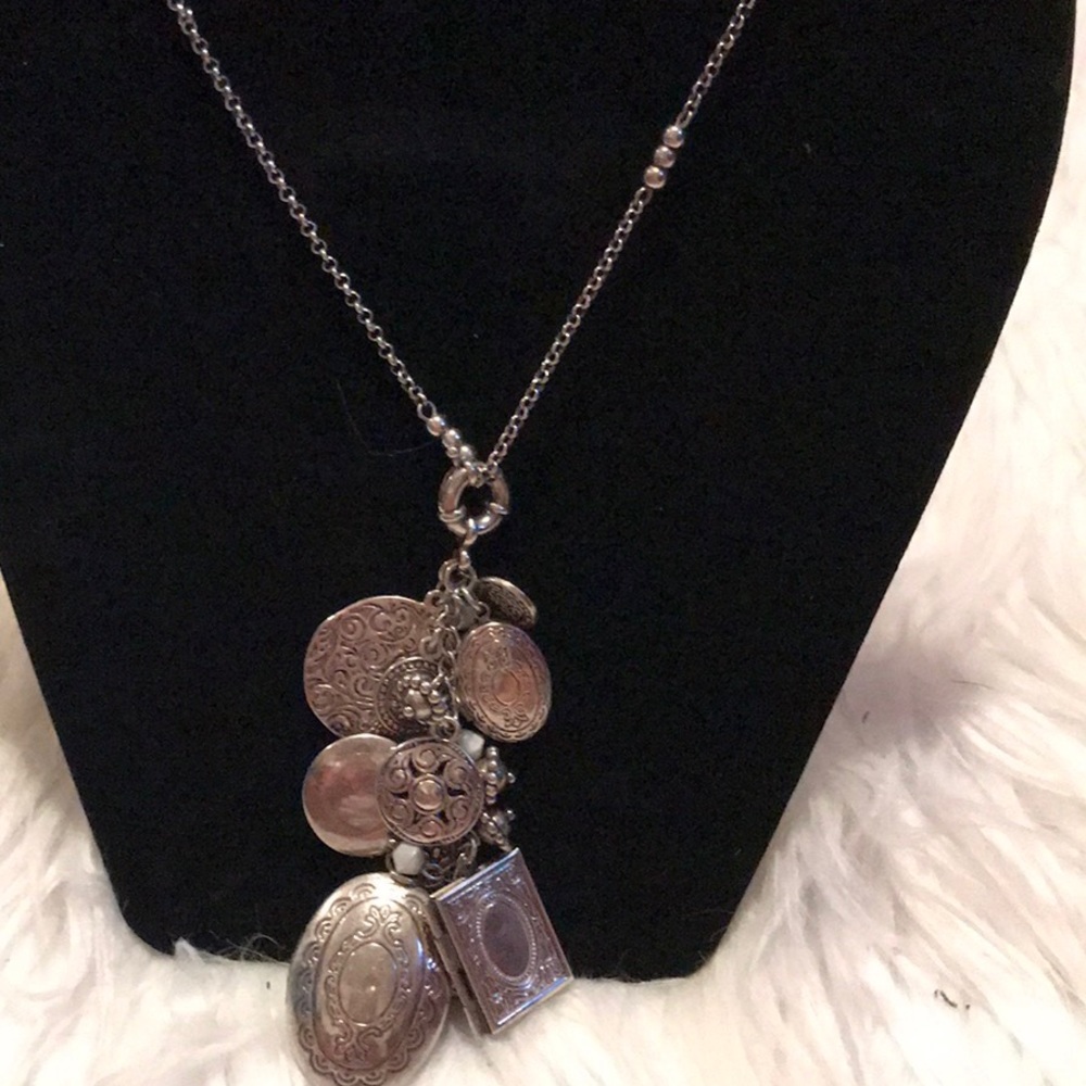 Locket necklace